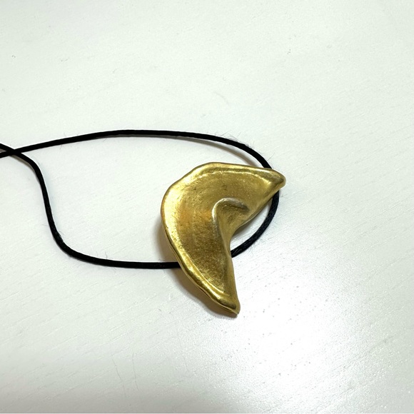 Miriam Haskell Fortune Cookie Pendant - Picture 5 of 6